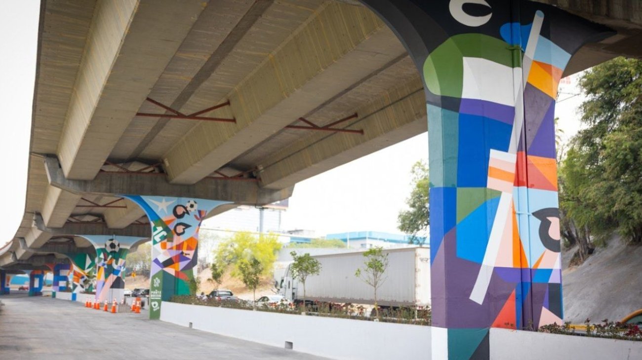 Samuel García entrega mural 'Sueño de Niñez' 