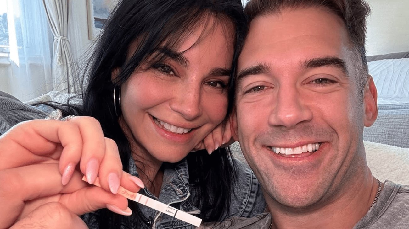 escena_martha_higareda_lewis_howes_c41dce286a