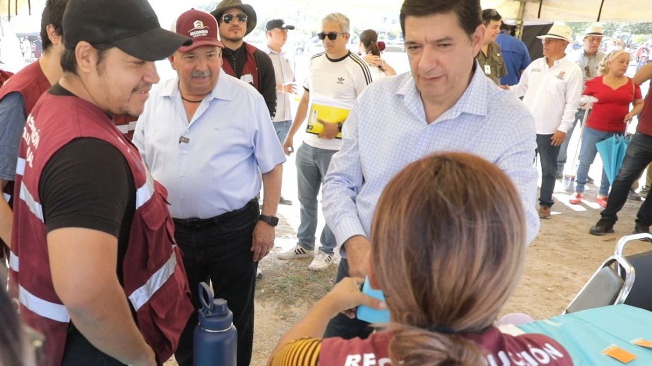 Escobedo acerca servicios municipales en col. Balcones del Norte