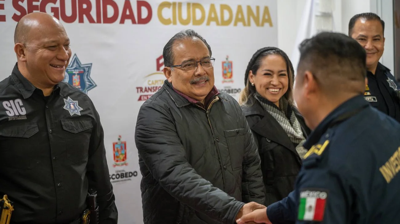 Policías de Escobedo fueron reconocidos por su buen desempeño