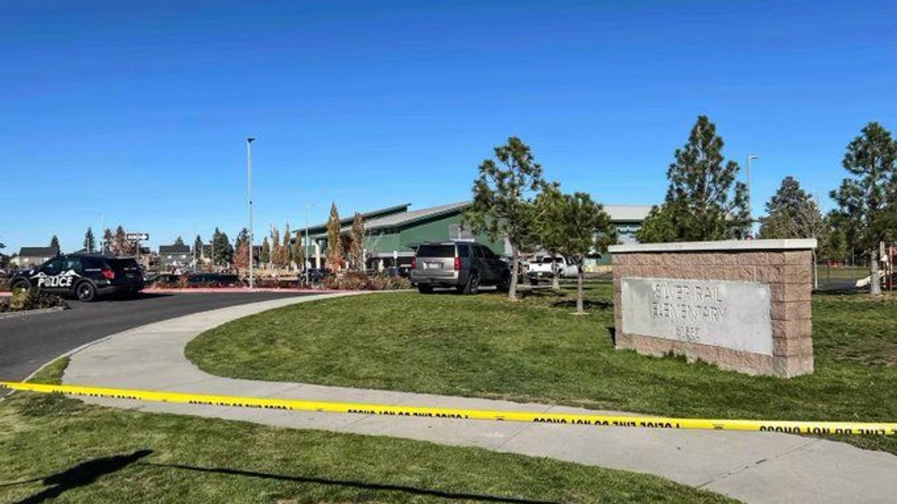 Escopeta de su madre, el arma usada en tiroteo escolar en Oregón