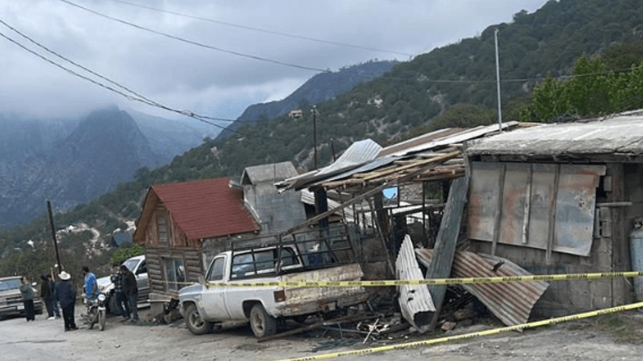 Explosión en Laguna de Sánchez deja una persona sin vida