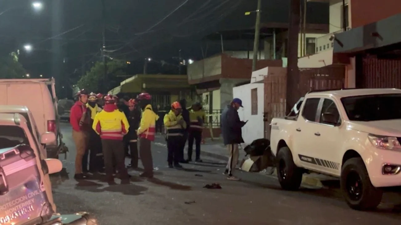 Explosión en casa deja a un adulto mayor con quemaduras graves