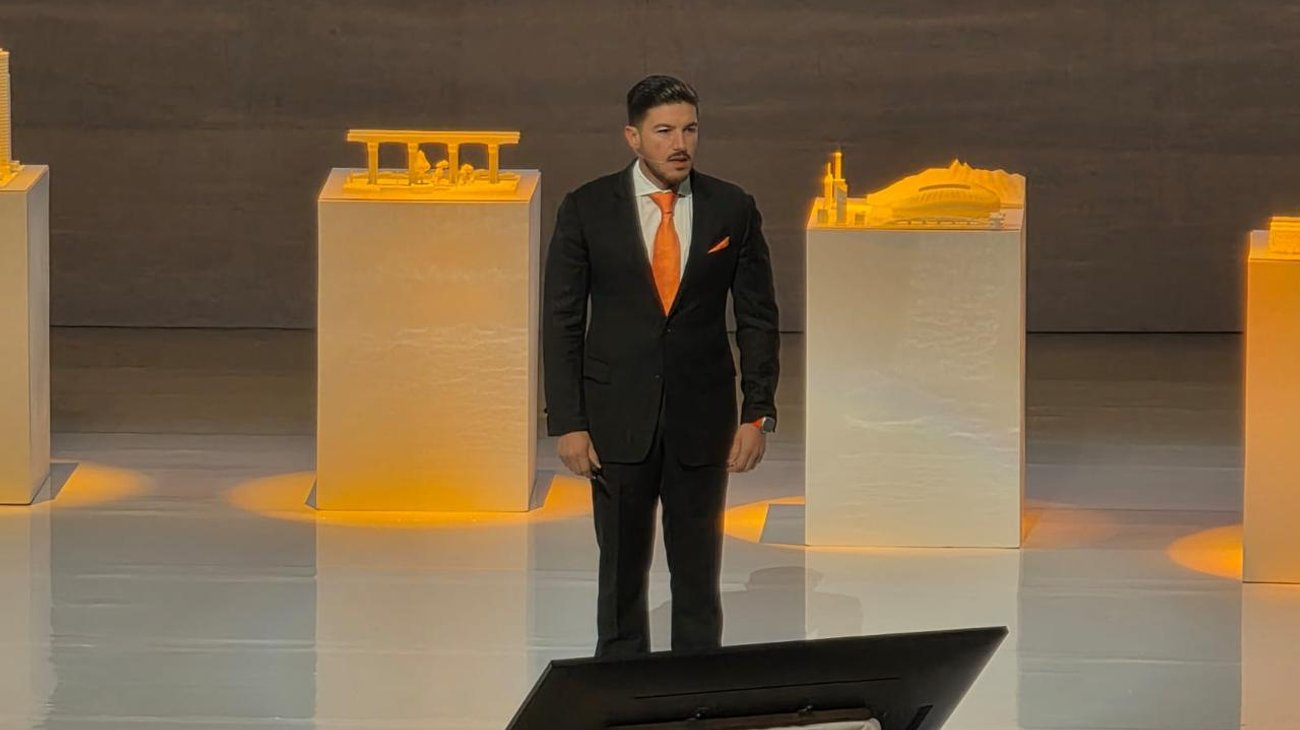 Samuel García convoca a lideres y marca el Cuarto Informe