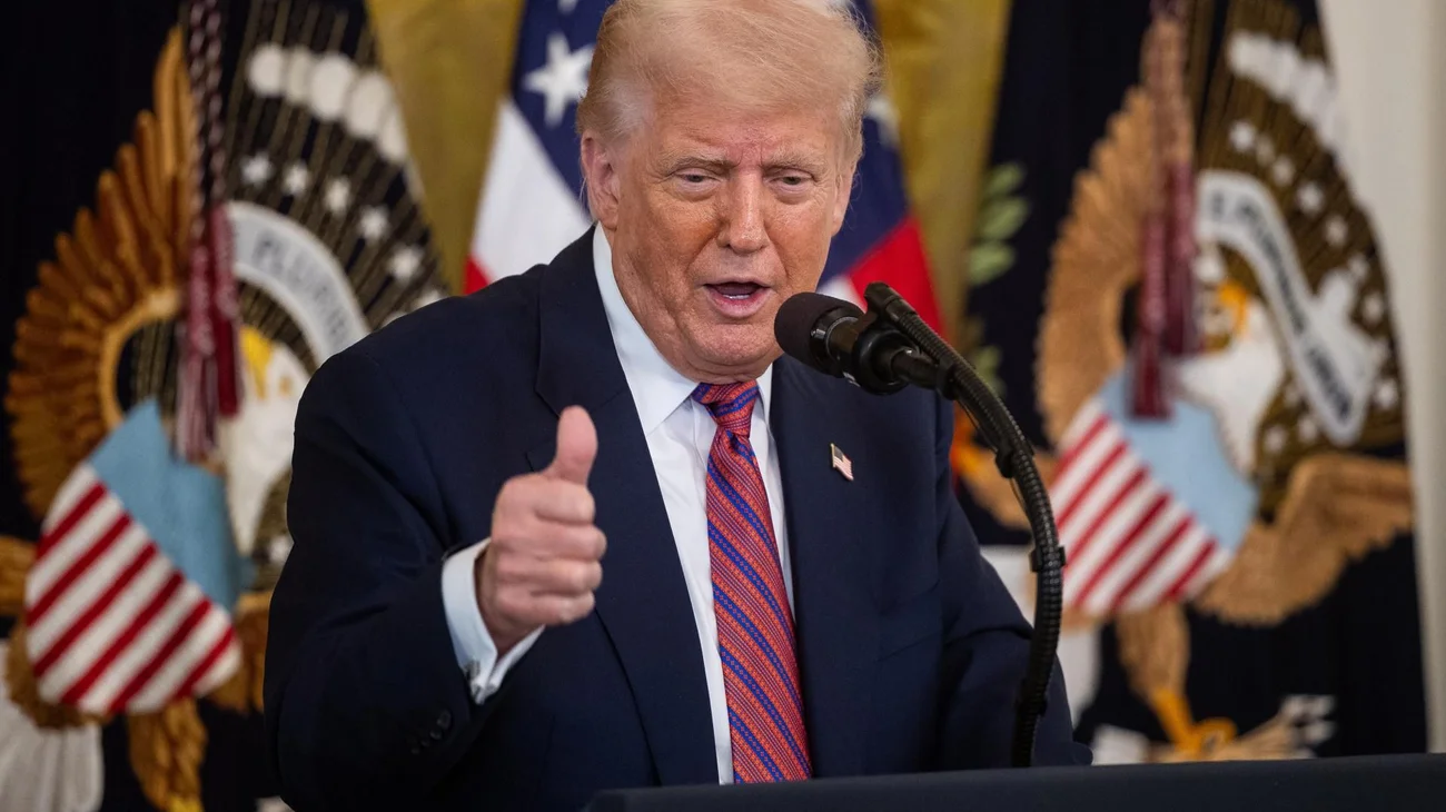 Trump reafirma que a países sin acuerdo les impondrá aranceles