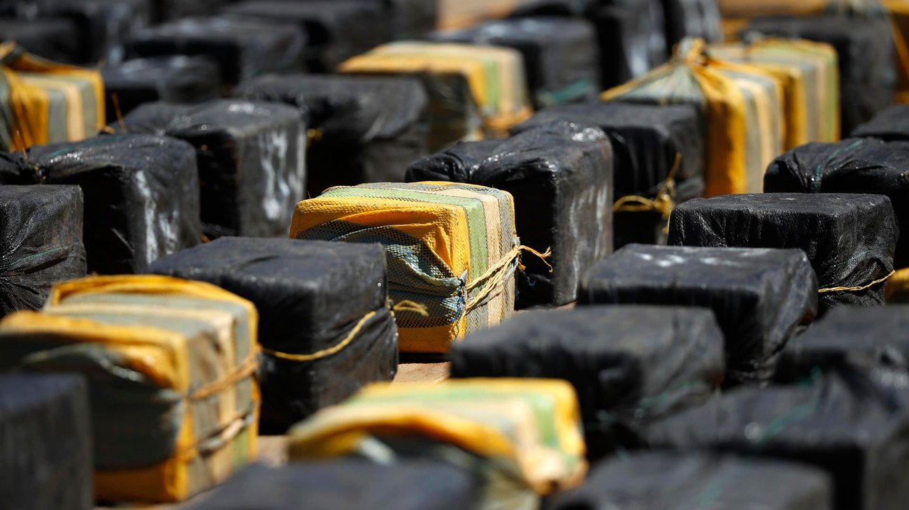 Incautan 195 kilos de cocaína a dos peruanos en Bolivia