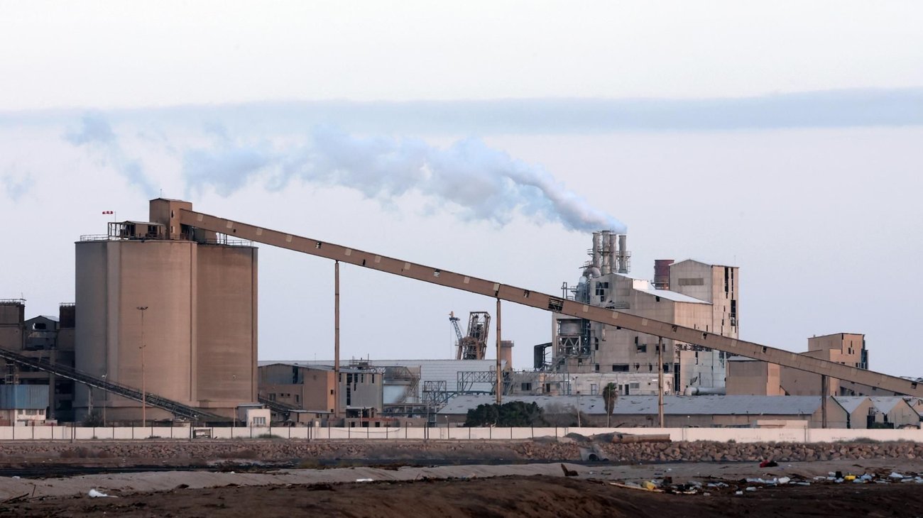 Alumnos se intoxican por emisiones químicas en Túnez