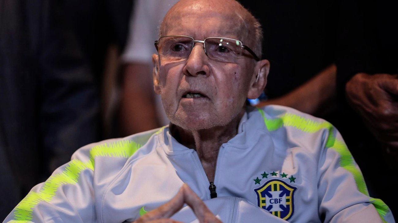 Muere exfutbolista Mário Jorge 'Lobo' Zagallo a los 92 años