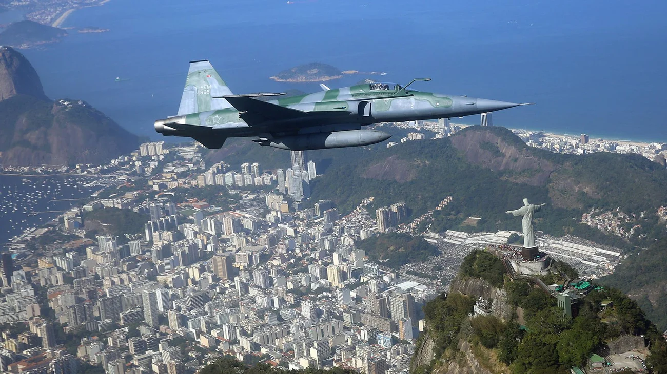 Brasil moviliza a 20,000 militares para la Cumbre de los BRICS