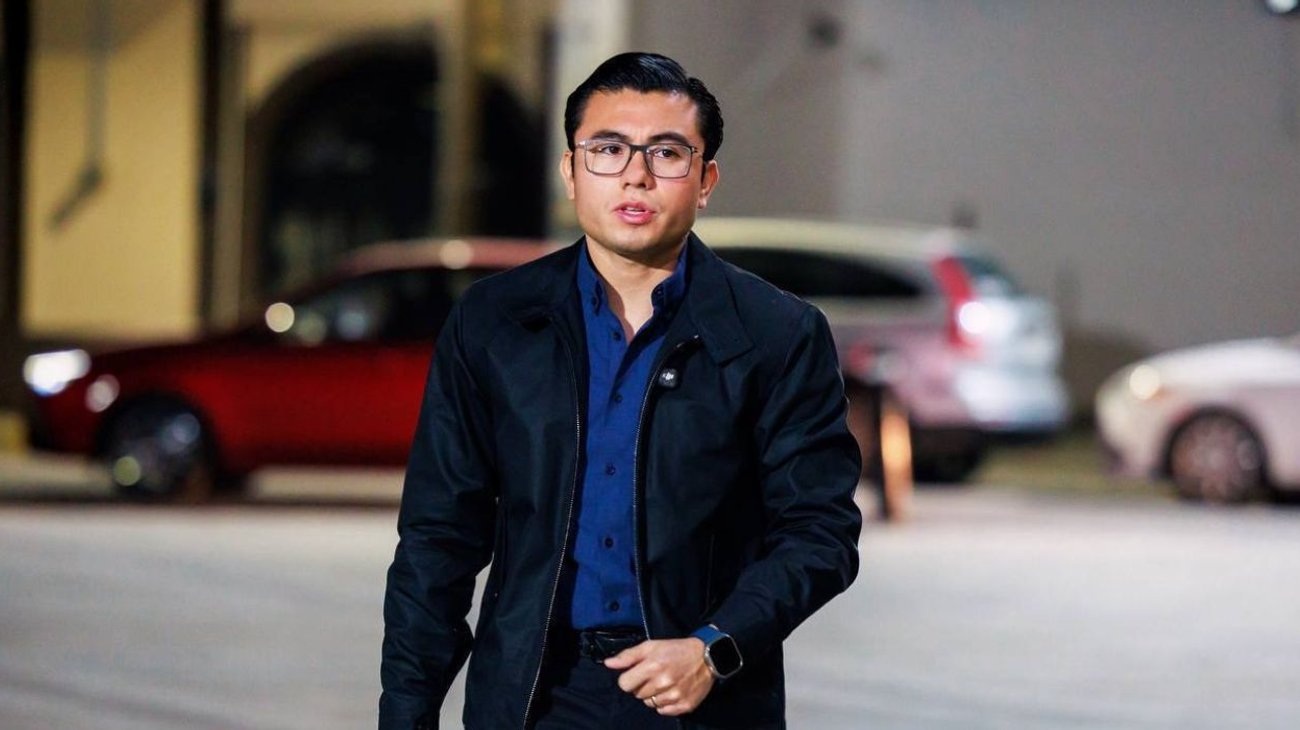 felix_arratia_solicita_licencia_alcaldia_juarez_18ef03db4f