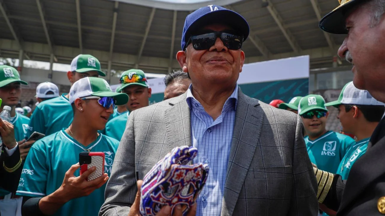 Fernando 'Toro' Valenzuela es hospitalizado en Los Ángeles