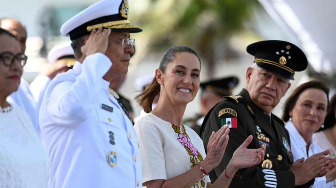 Sheinbaum pide a Marina y Sedena honrar valores y soberanía