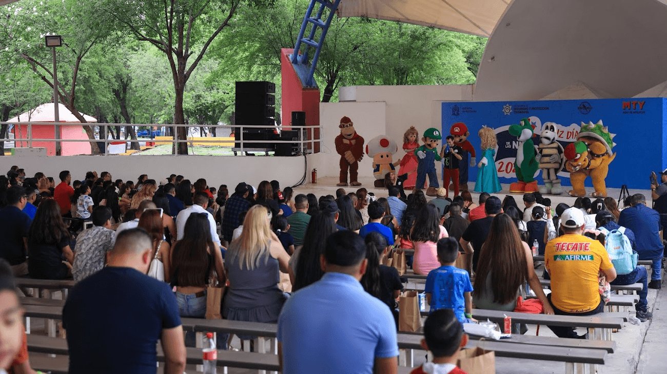 Celebra Monterrey a familias de policías en el Día del Niño