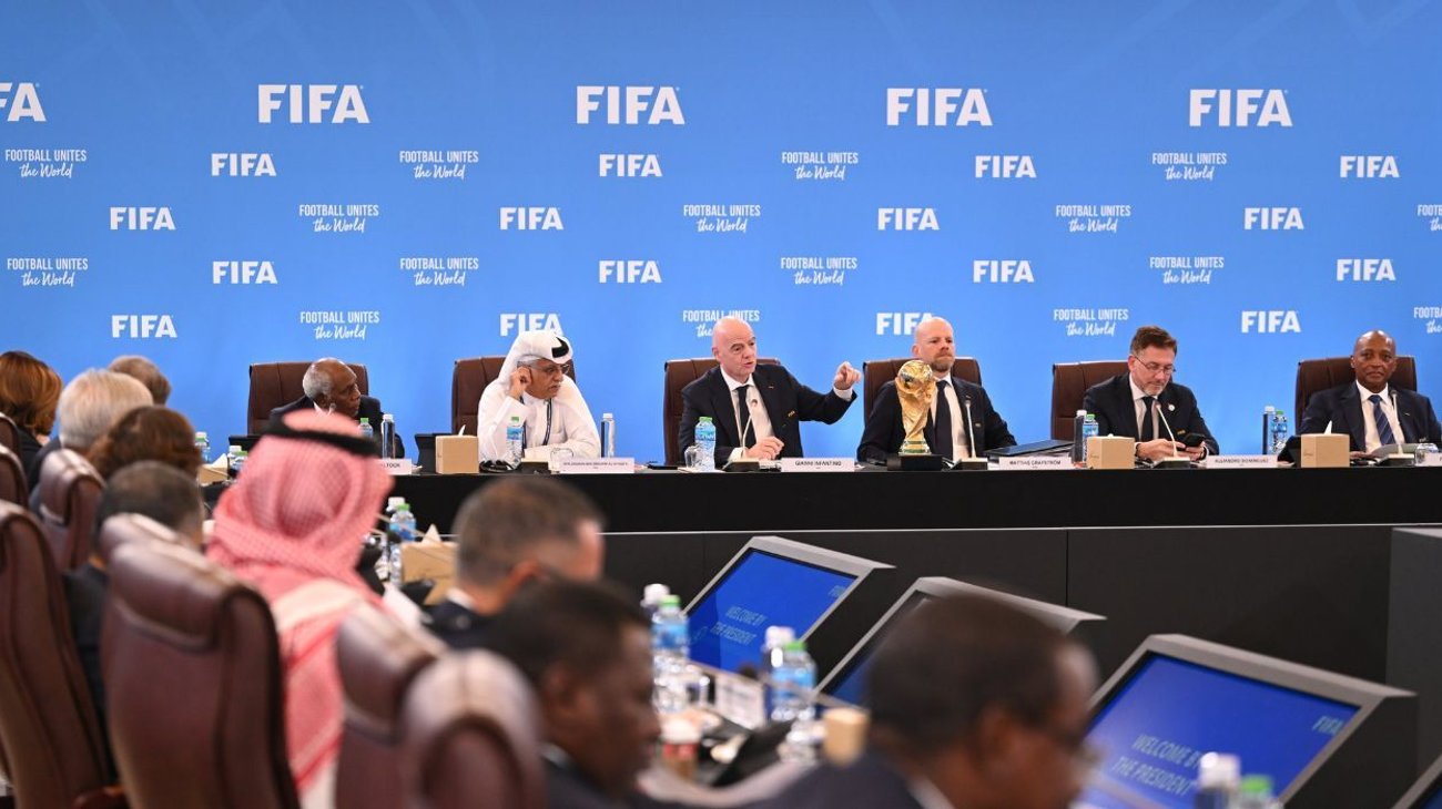 fifa_727_millones_505b12407a