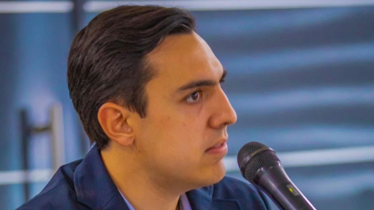 Fijan plazo para sustitución de candidatura de César Garza