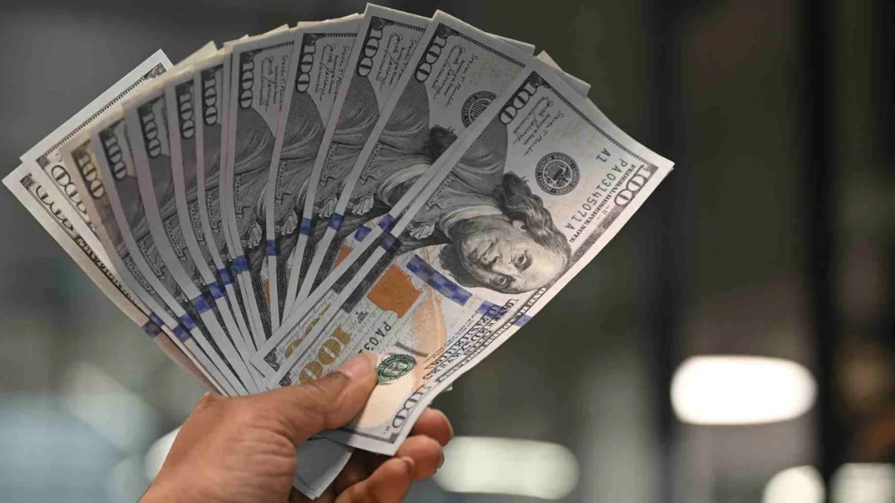 finanzas_dolares_69ec25f028