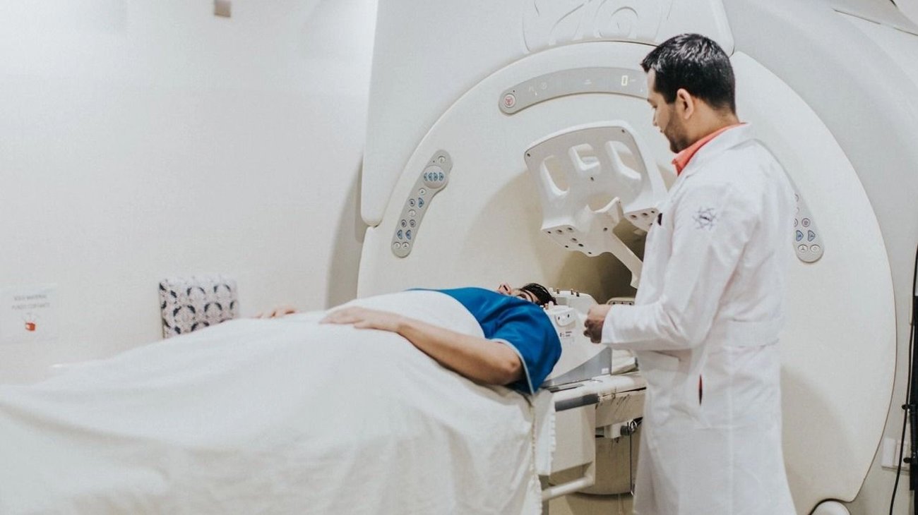 Estudio dice que faltan 34 millones de profesionistas de la salud
