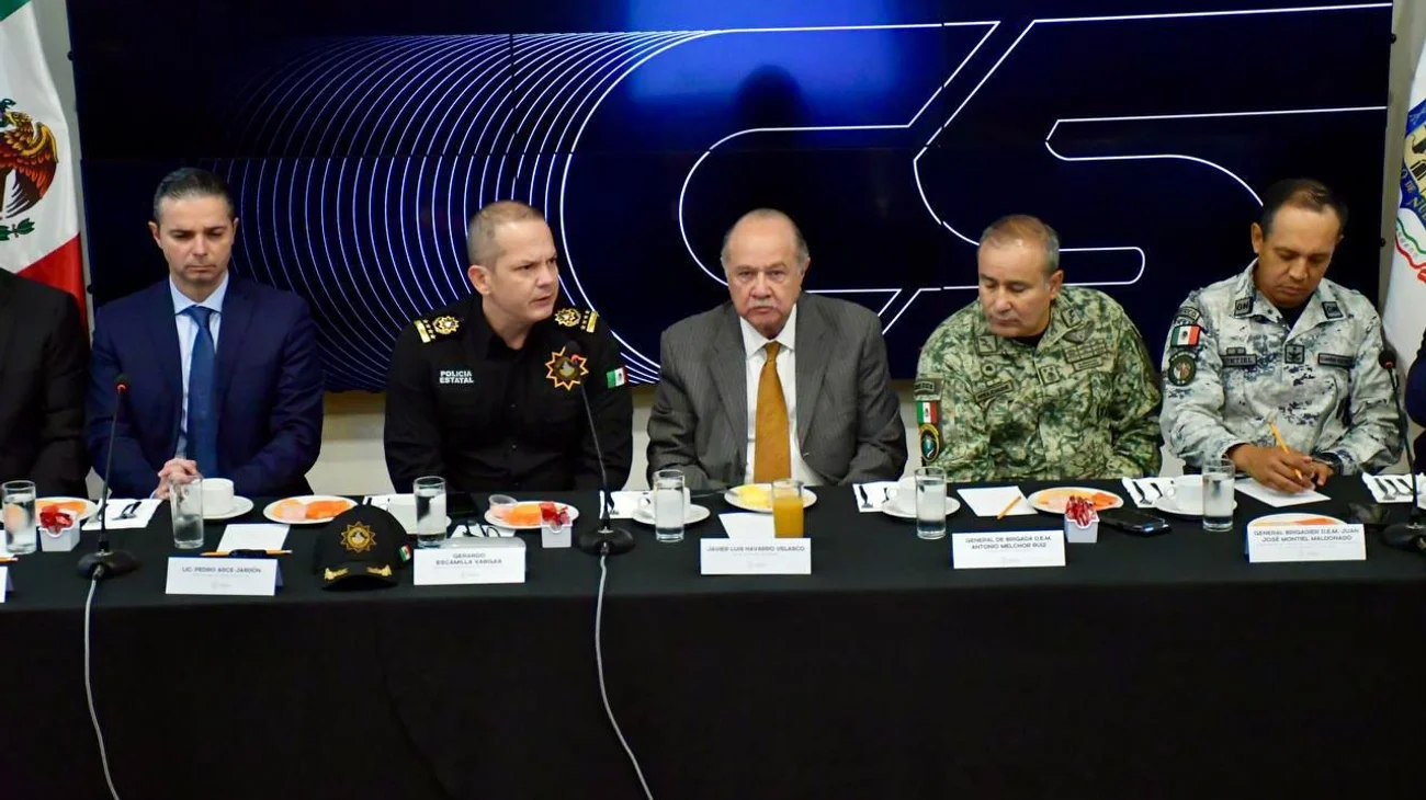 Asiste el fiscal Pedro Arce a reunión de seguridad