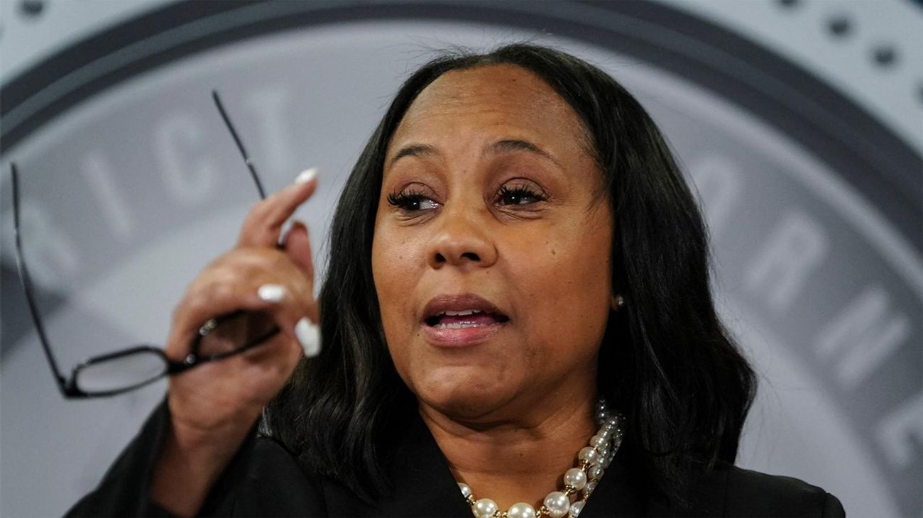 ¿Quién es Fani Willis, fiscal de Georgia que imputó a Trump?