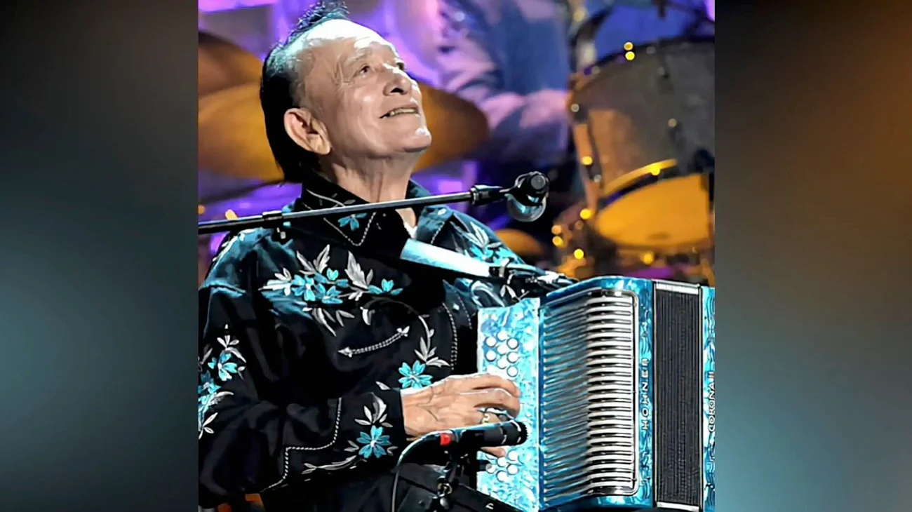 Muere el acordeonista 'Flaco' Jiménez, pionero de música texana