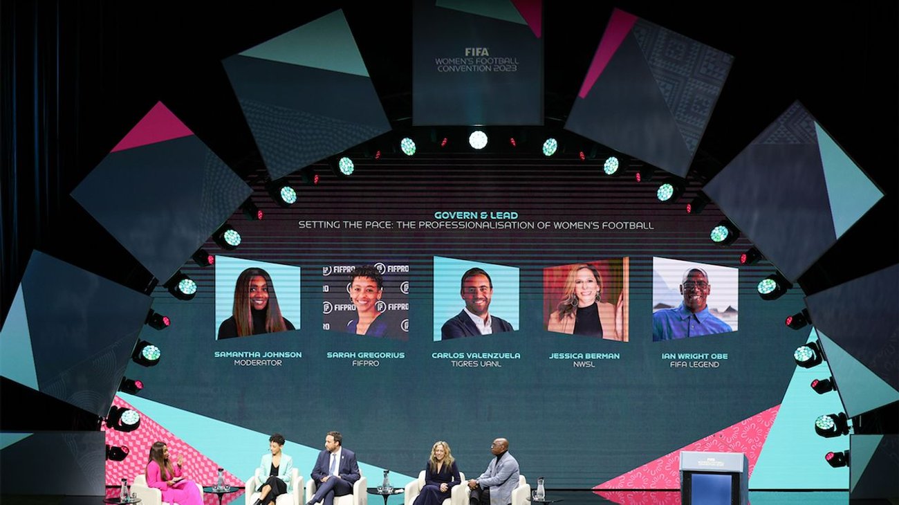 Presumen 'Perfil Tigre' en Convención de FIFA 2023