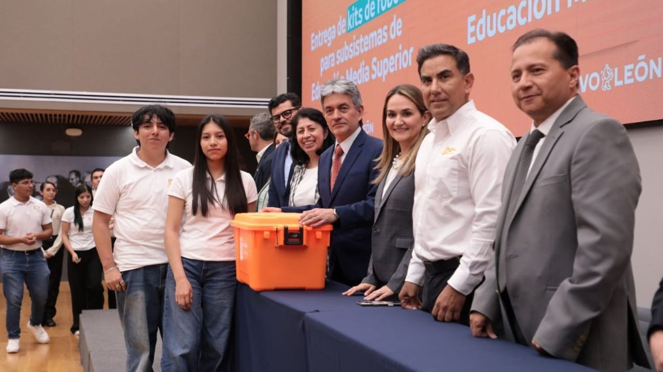 Refuerzan formación STEM con kits de robótica en Nuevo León