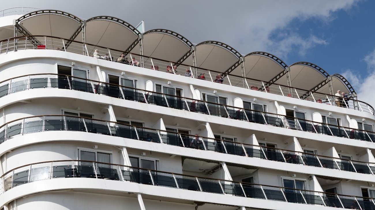 francia_crucero_brote_fcfeef3d31