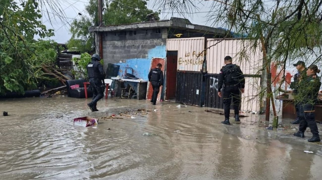 Fuerza Civil evacuó a 11 personas de la colonia Alianza