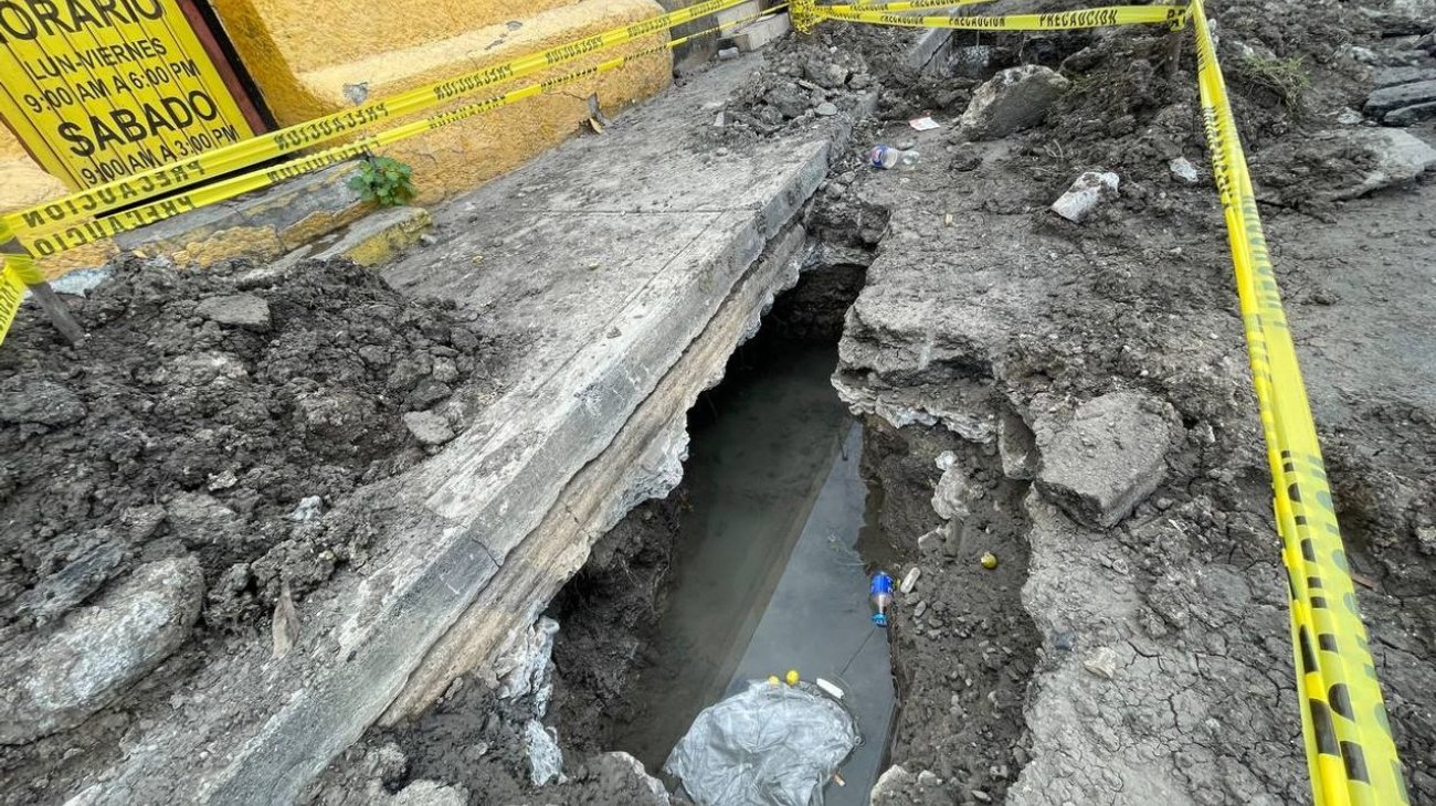 genera_mosquitos_obra_inconclusa_de_agua_y_drenaje_en_monterrey_f463ecf01b