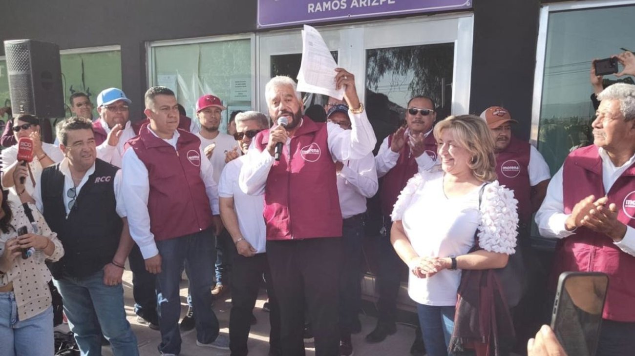 Gerardo Covarrubias se registra para alcalde de Ramos Arizpe