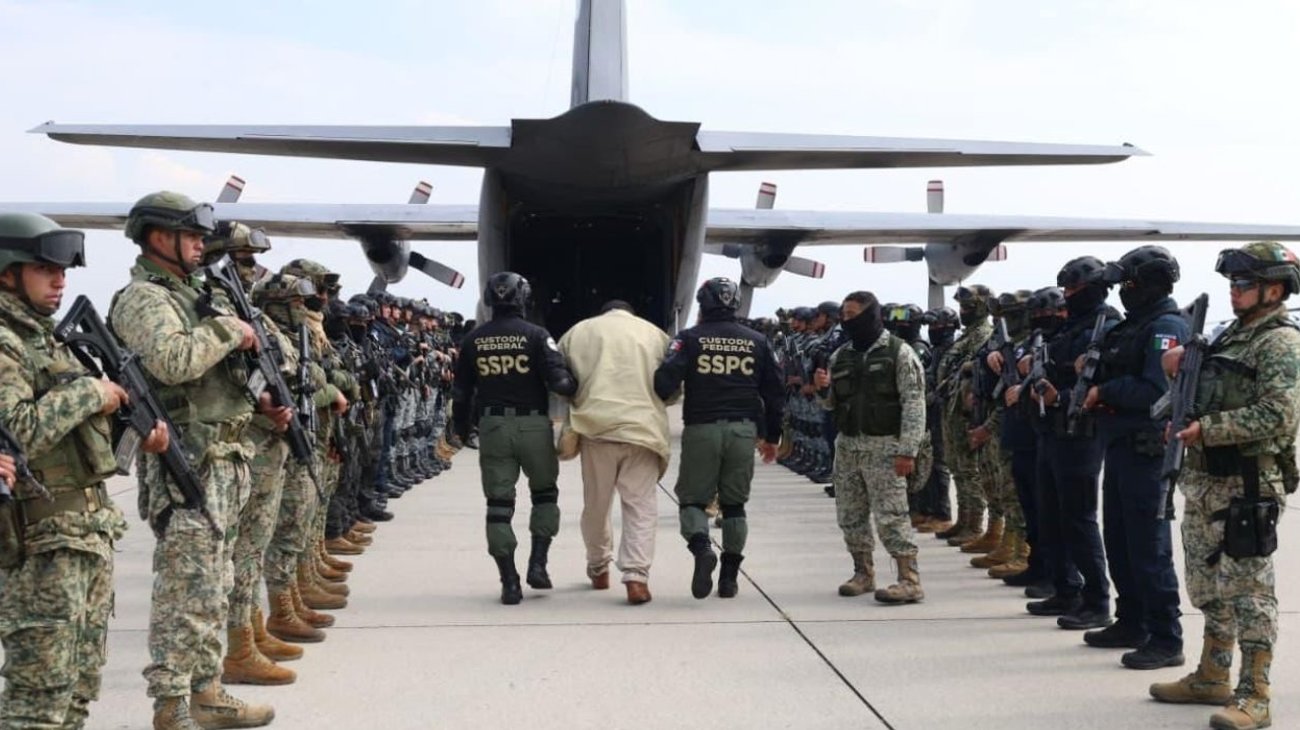 gobierno_traslada_37_reos_eua_8bc5aea5cd