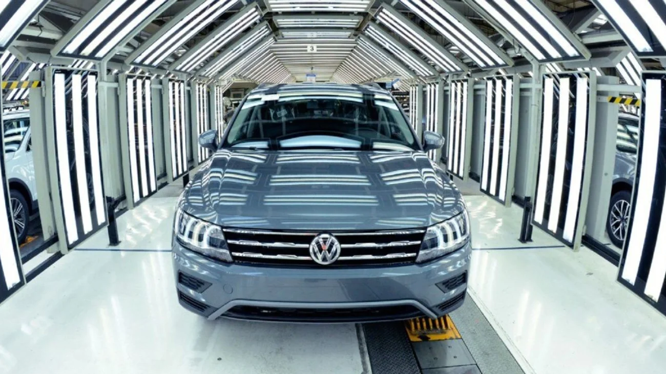 Volkswagen podría producir el emblemático Golf en México