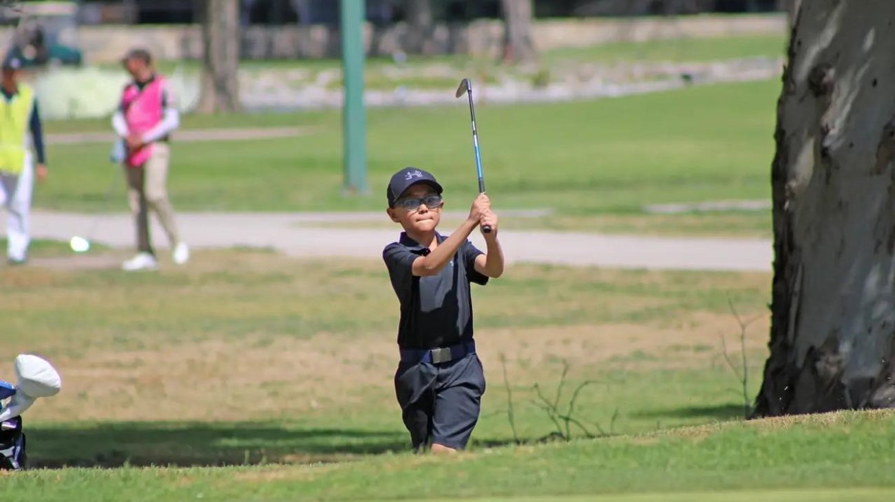 Representará saltillense a México en torneo de golf en Turquía