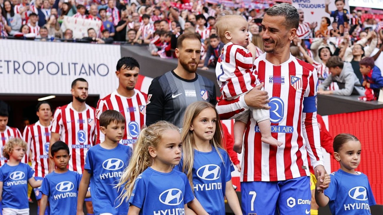 griezmann_se_despide_del_metropolitano_con_emotivo_homenaje_a833daace4