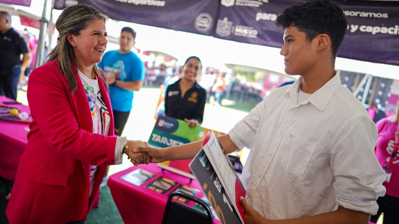 Acercarán programas a grupos vulnerables por medio de 070