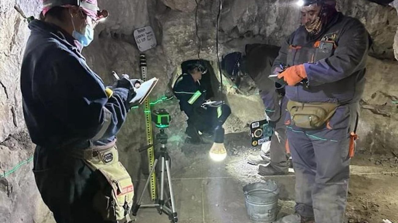 Hallan restos de bebé de hace 2,500 años en una cueva de NL