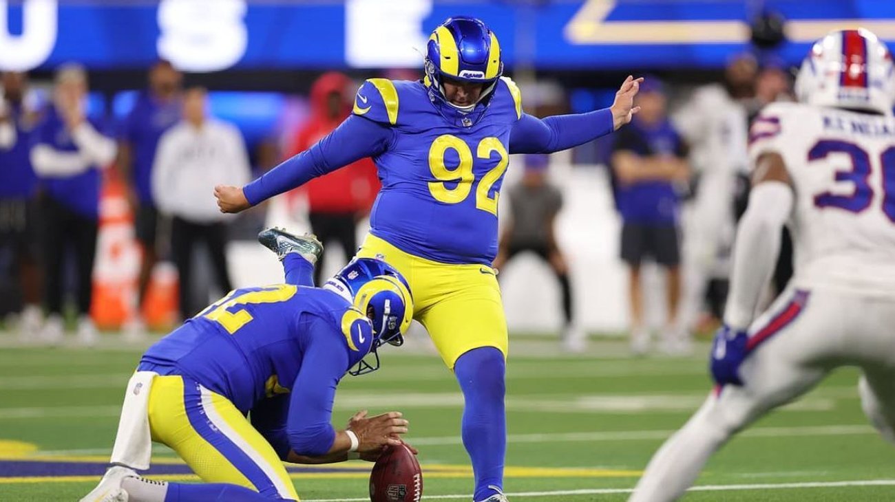 Harrison Mevis paga errores ante Bills y queda fuera de los Rams