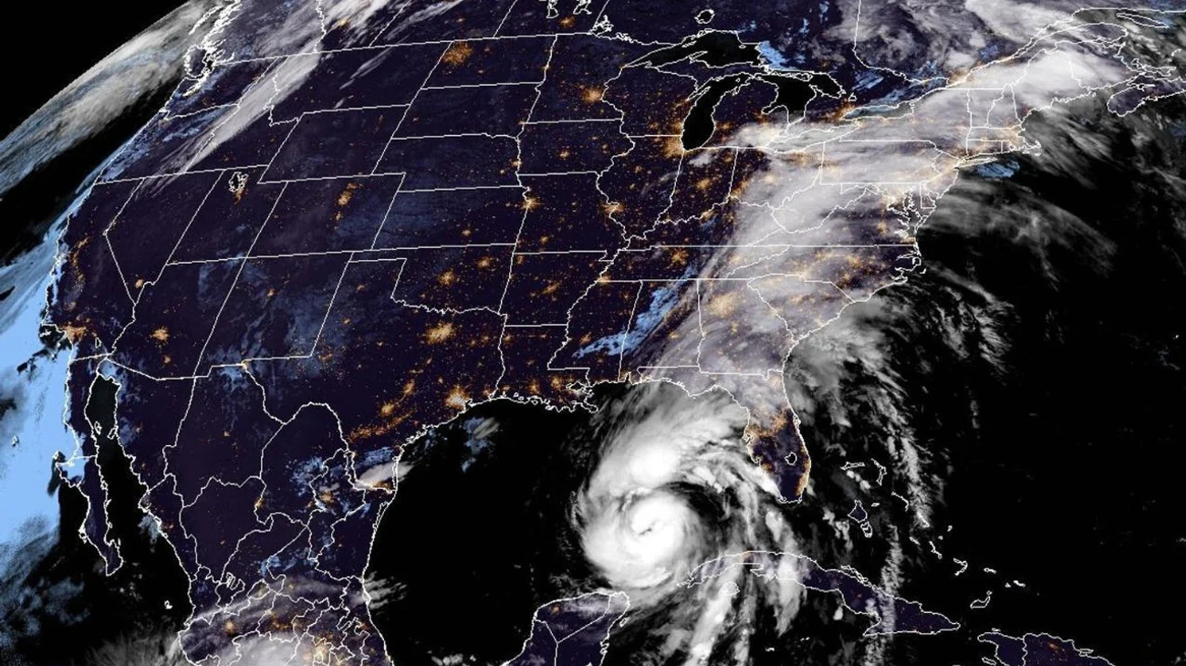 Helene sube a categoría 4 y produce inundaciones en Florida 