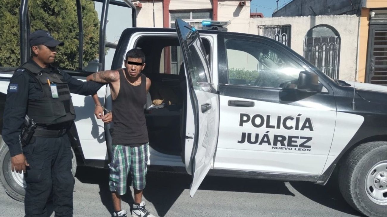 Hombre amenaza de muerte con cuchillo a su madre