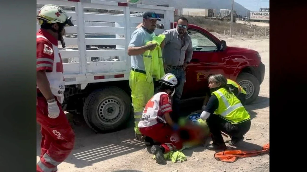 Atropellan a hombre al intentar retirar llanta en carretera