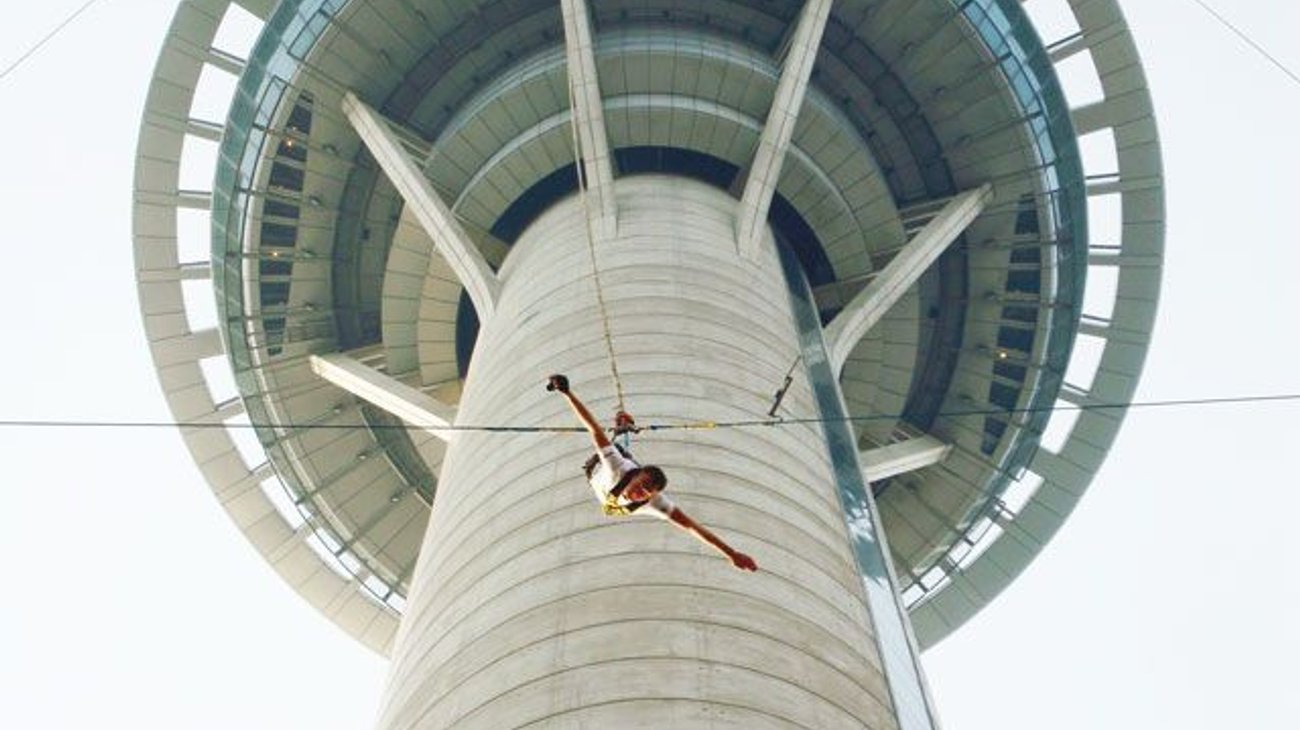 Turista pierde la vida en intento de récord de bungee