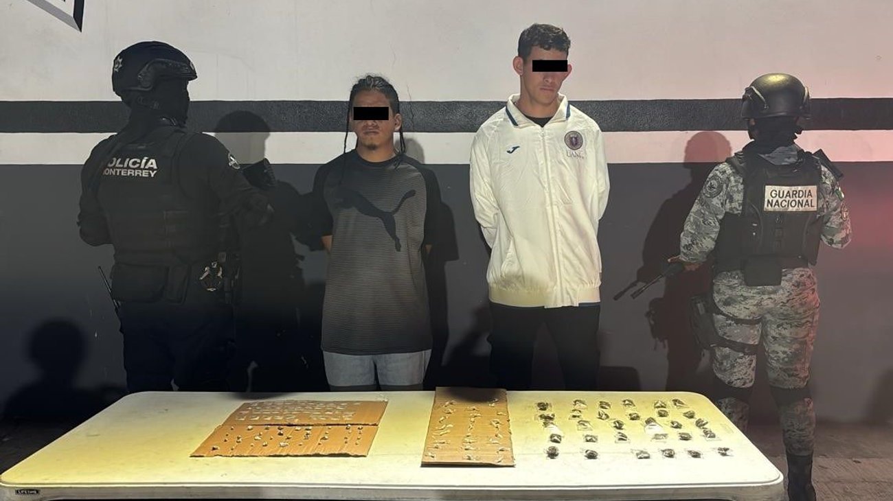 Detienen a dos hondureños con droga en la colonia Industrial