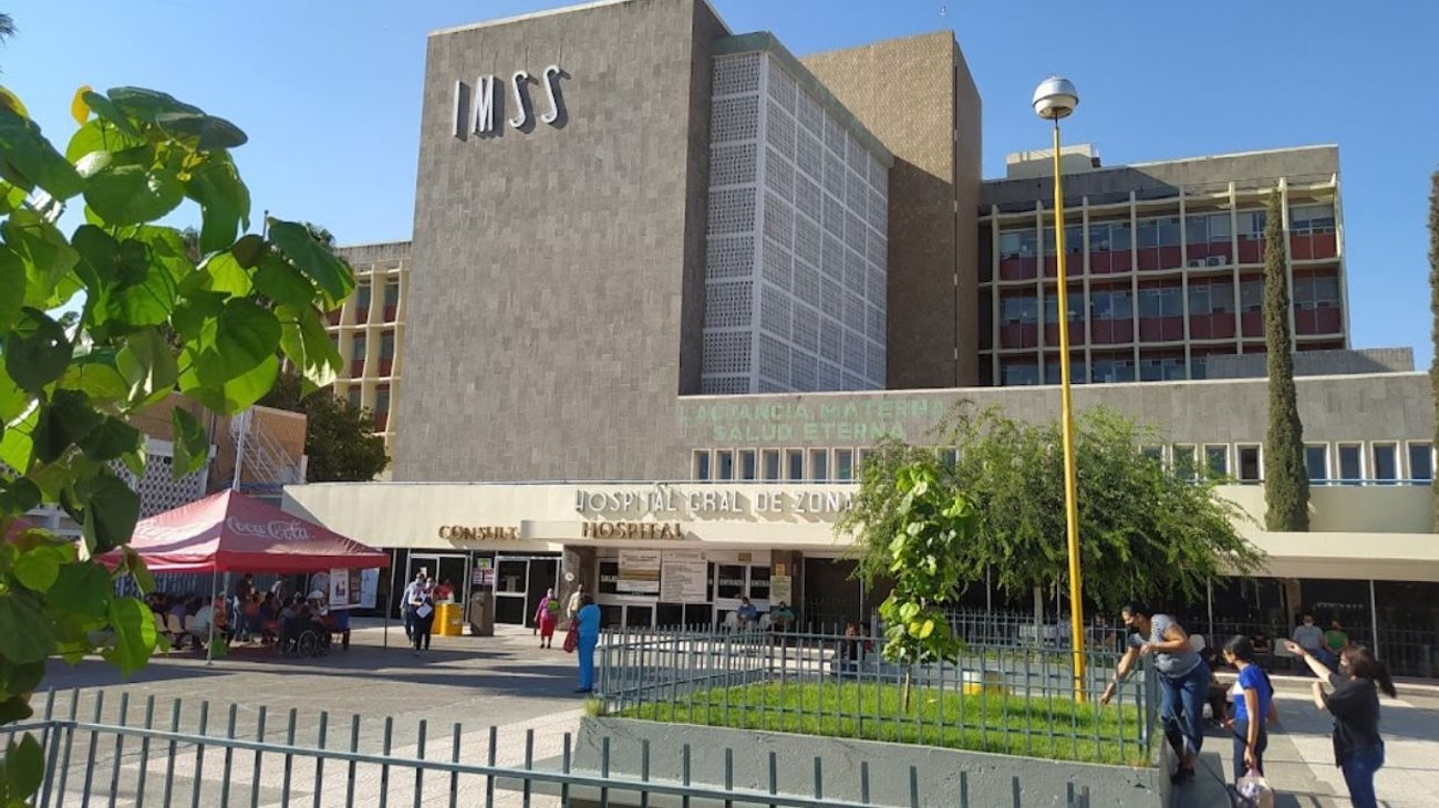 Llanta de tráiler golpea a motociclista y a mujer embarazada