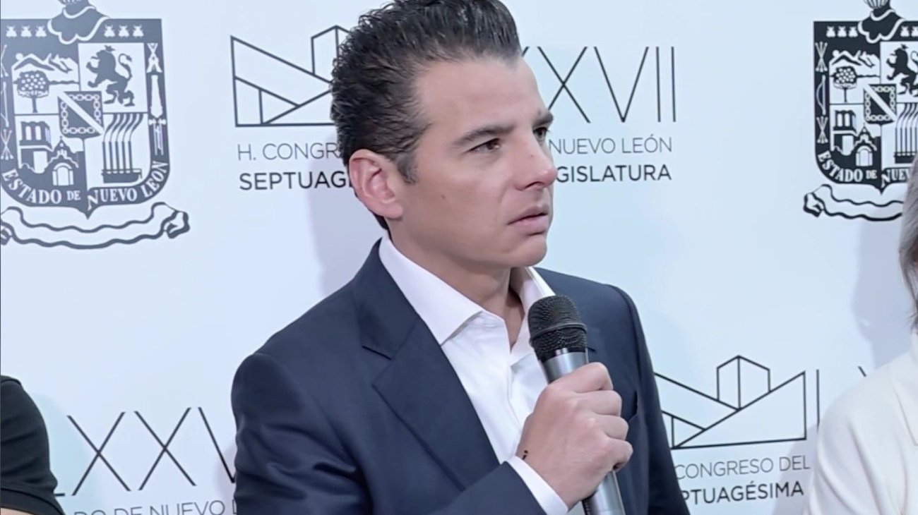 Protección Civil enseña prevención a menores en campamento