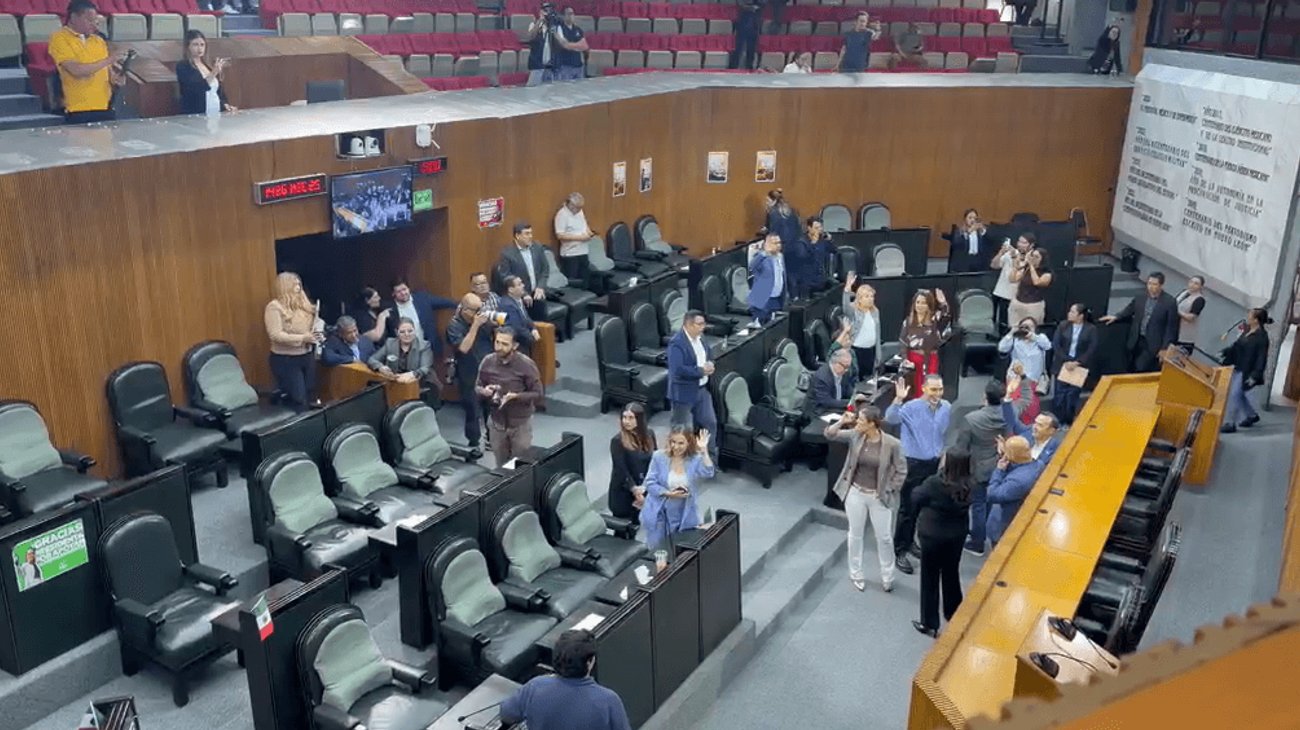 Frenan presupuesto 2026 por falta de diputados en Congreso