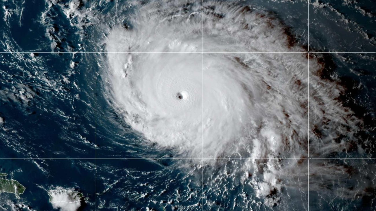 Huracán Humberto sube a categoría 5 afectando a EUA 