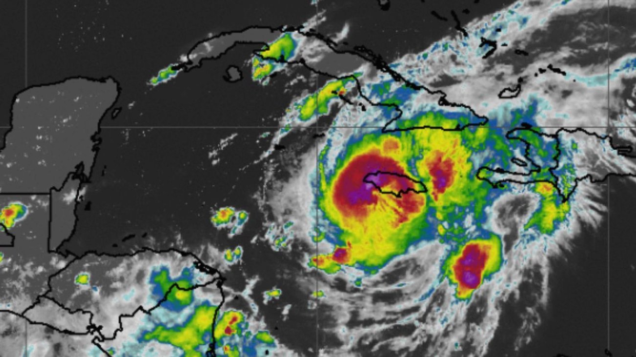 Huracán 'Beryl' impactaría en categoría 2 en Quintana Roo