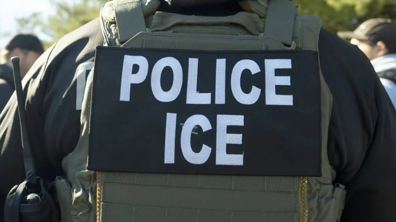 Mata agente de ICE a hombre que se resistía al arresto en Chicago