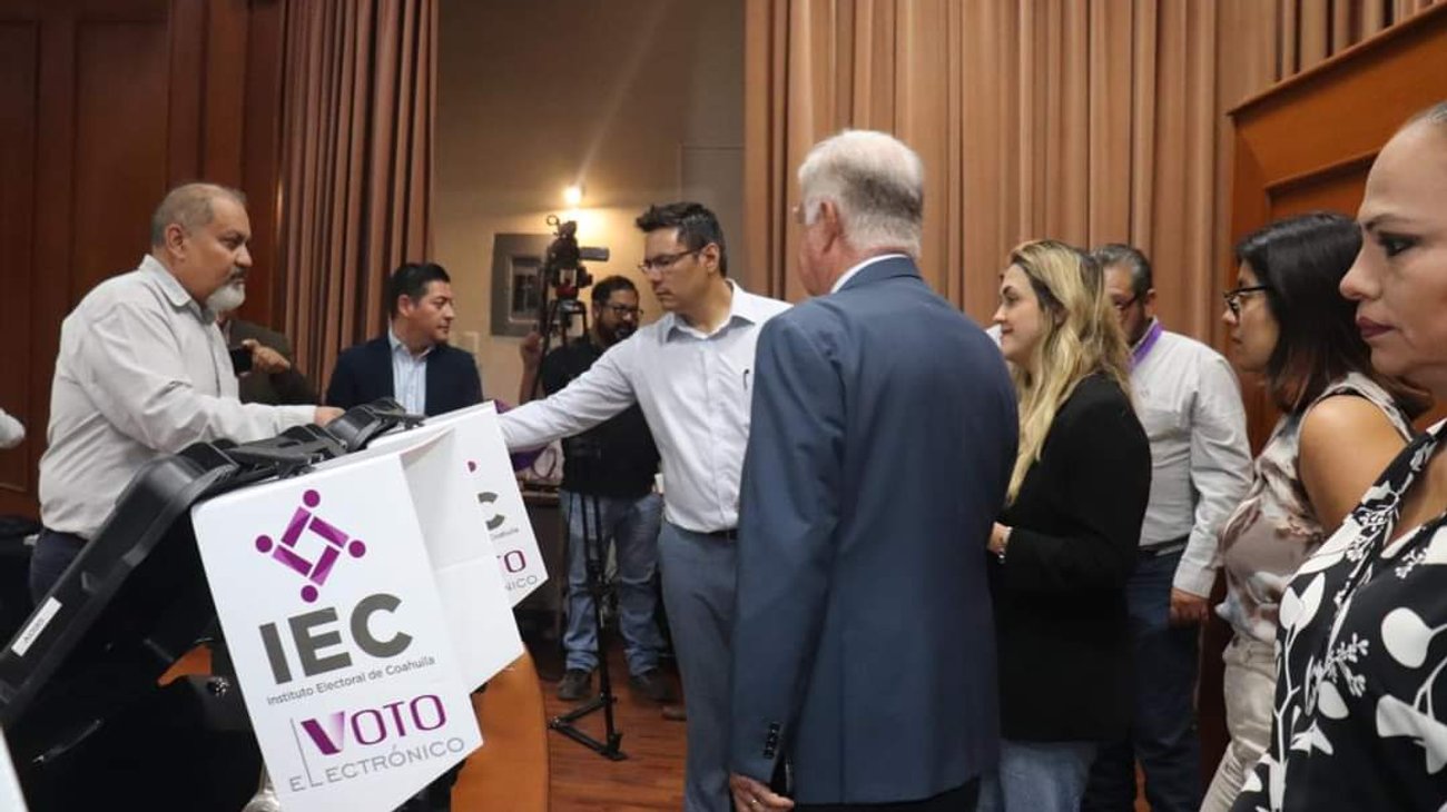 Eligen Consejo de Jurisprudencia mediante urna electrónica