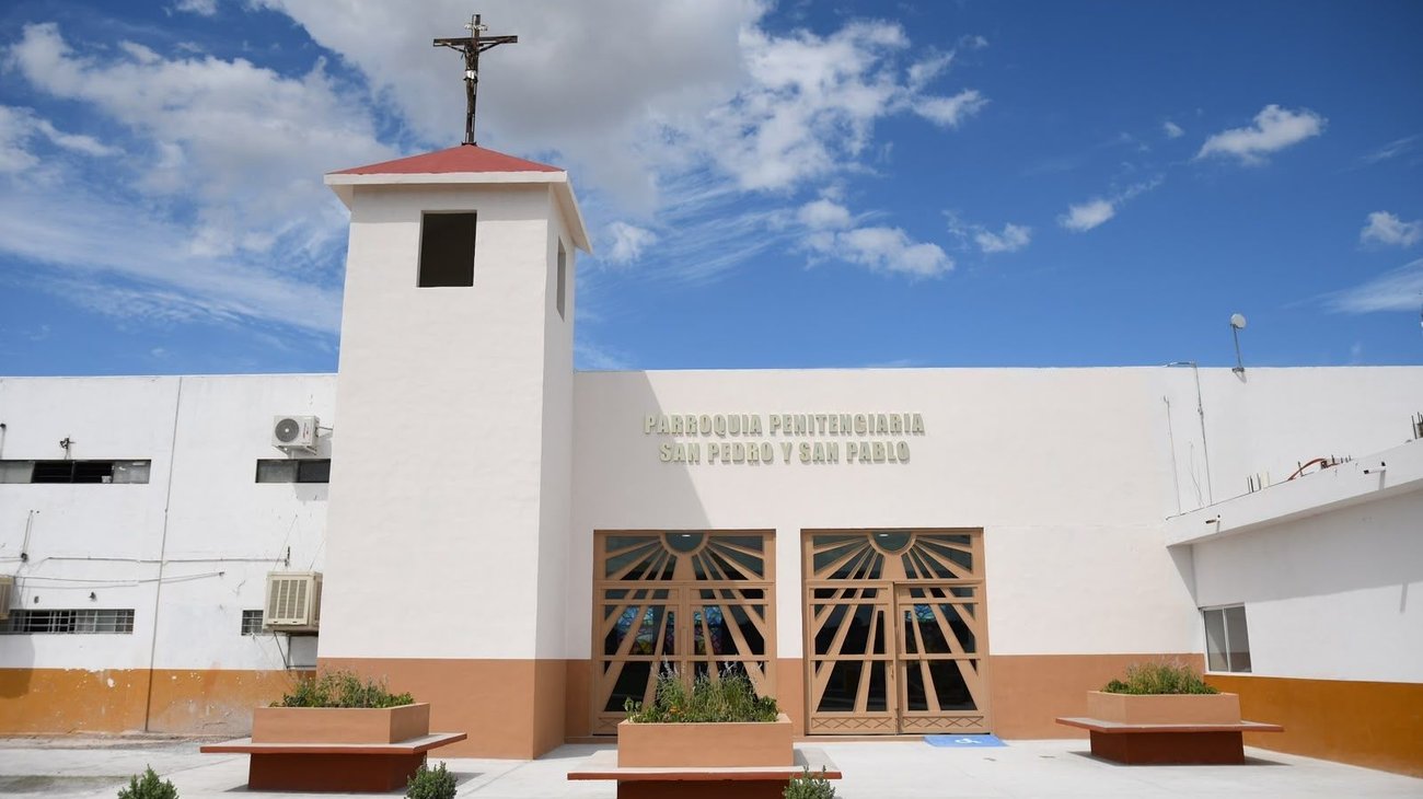 Consagran templo católico dentro del Cereso 1 de NL